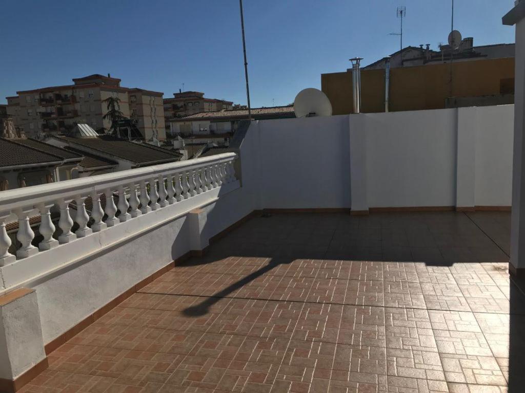 Apartamentos Colon Pondos Linares (Jaen) Bagian luar foto