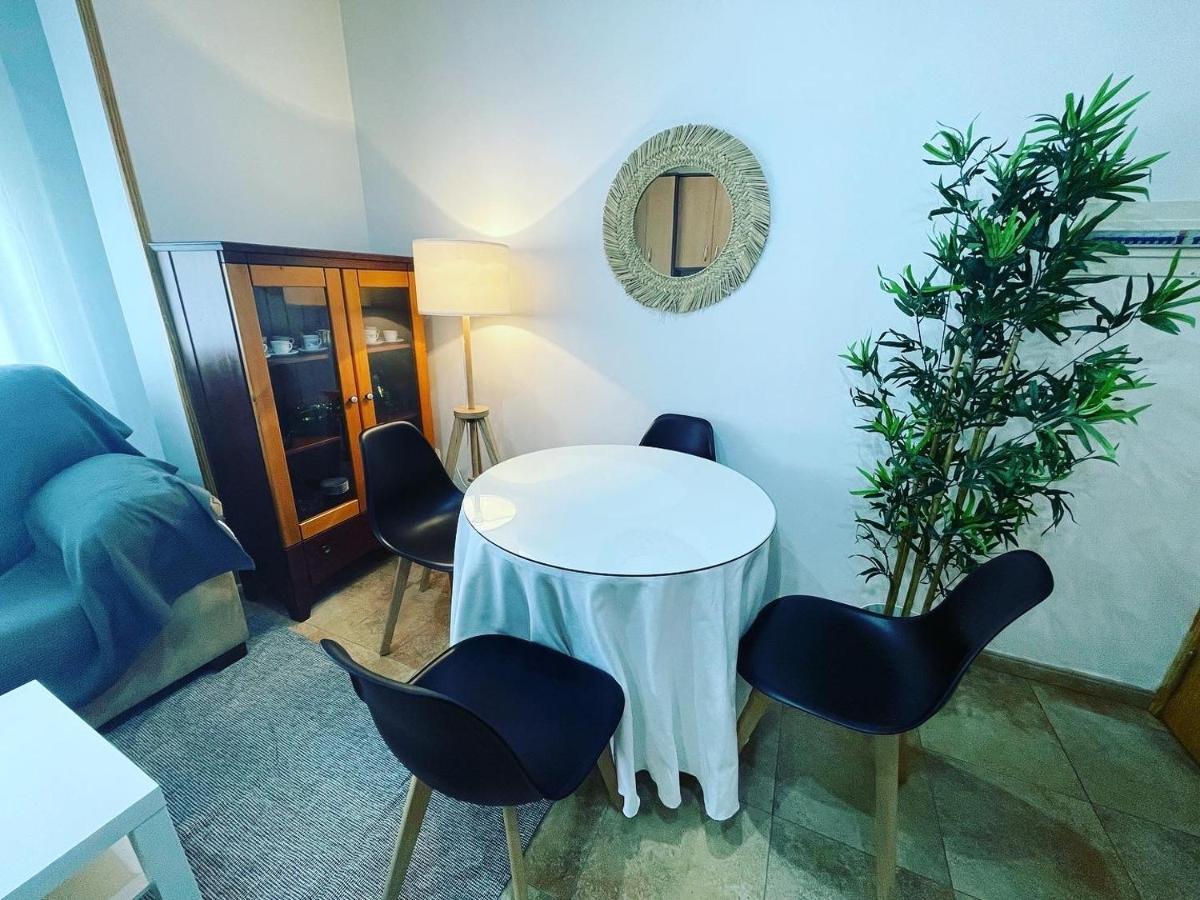 Apartamentos Colon Pondos Linares (Jaen) Bagian luar foto