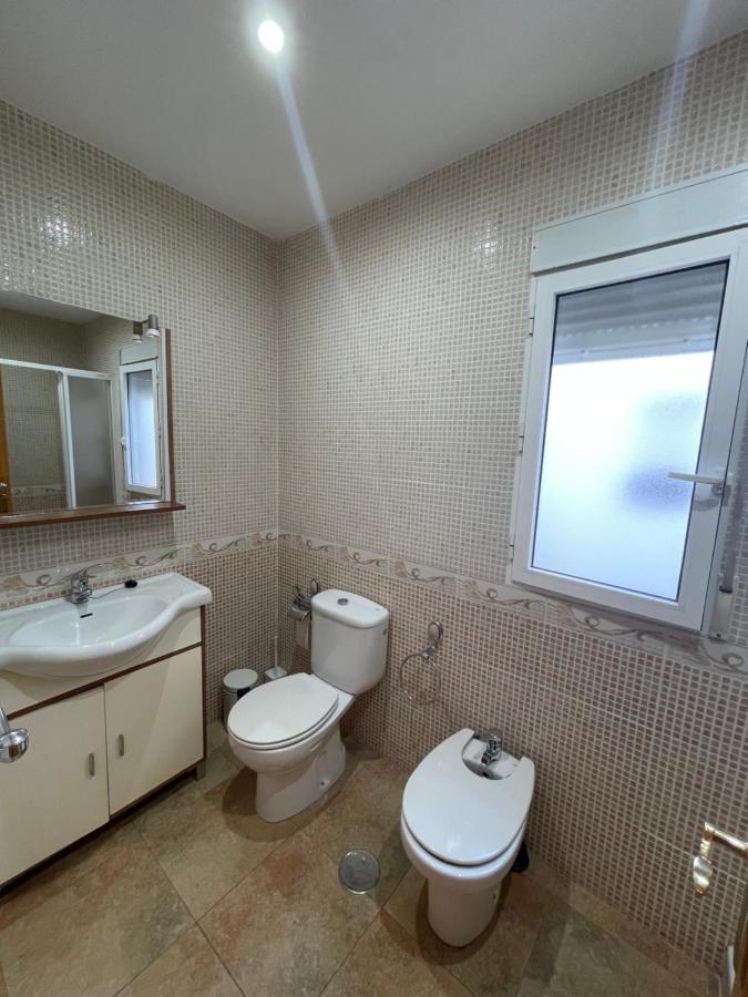 Apartamentos Colon Pondos Linares (Jaen) Bagian luar foto